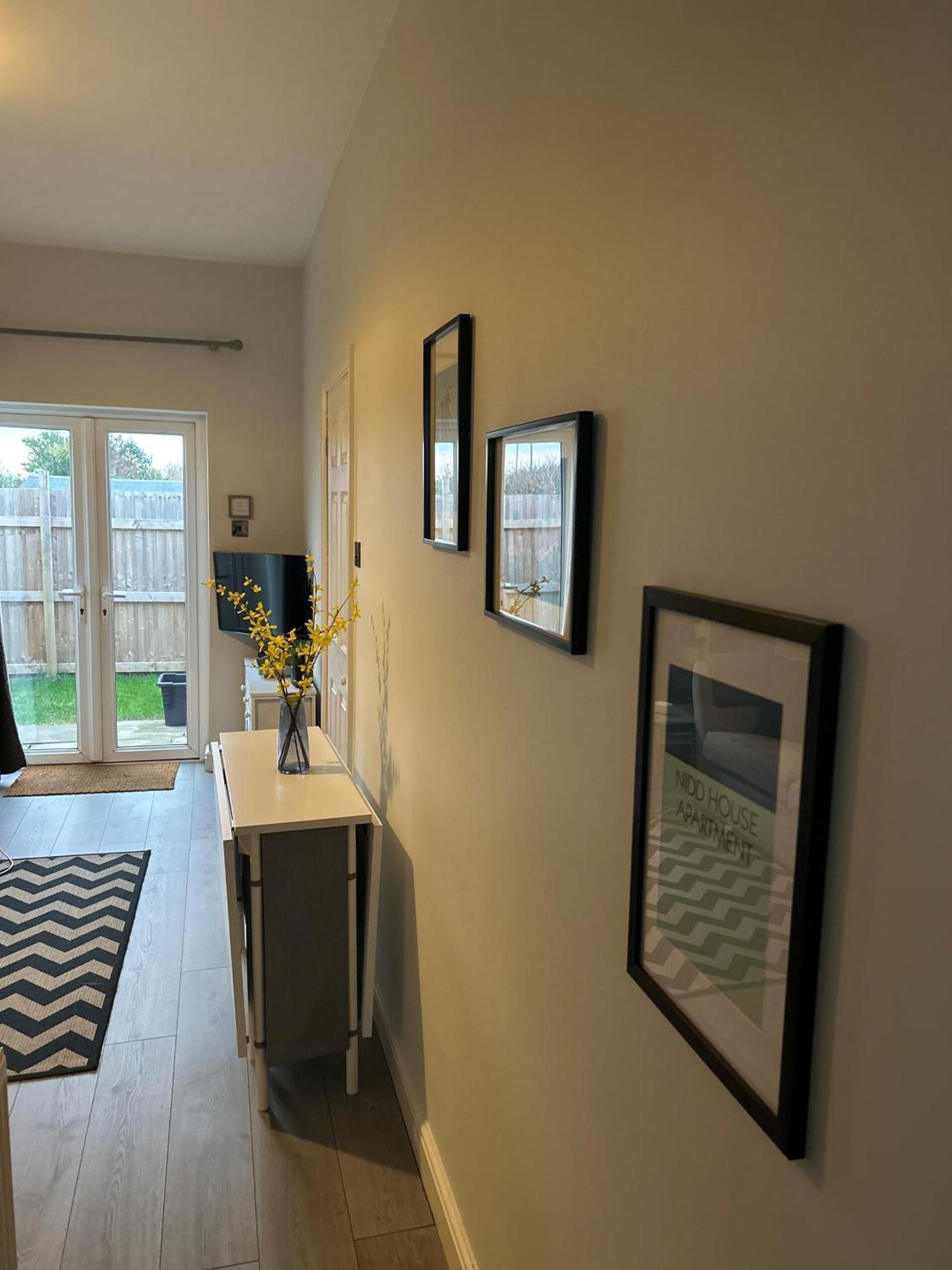 Nidd House Apartment ฮาร์โรเกต ภายนอก รูปภาพ